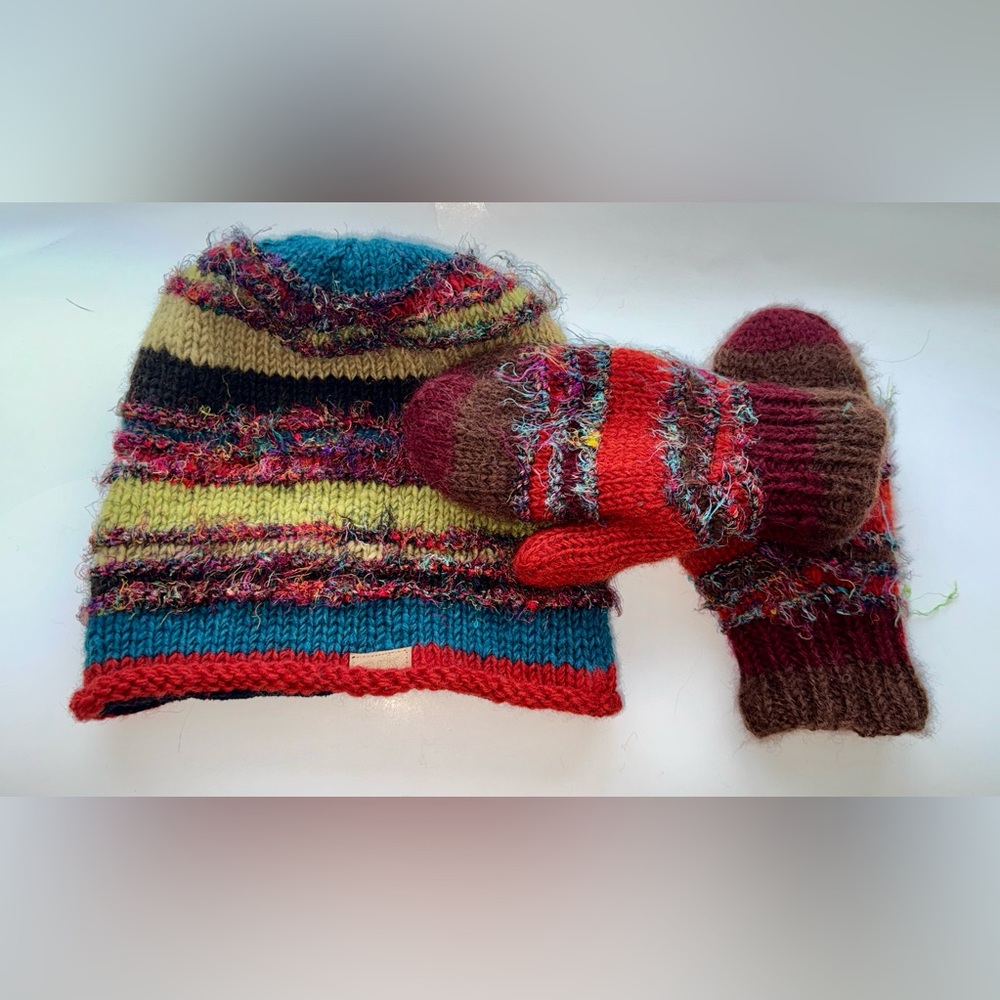 ARK Fair Trade wool silk knit slouchy beanie & mittens set‎ fleece lined
